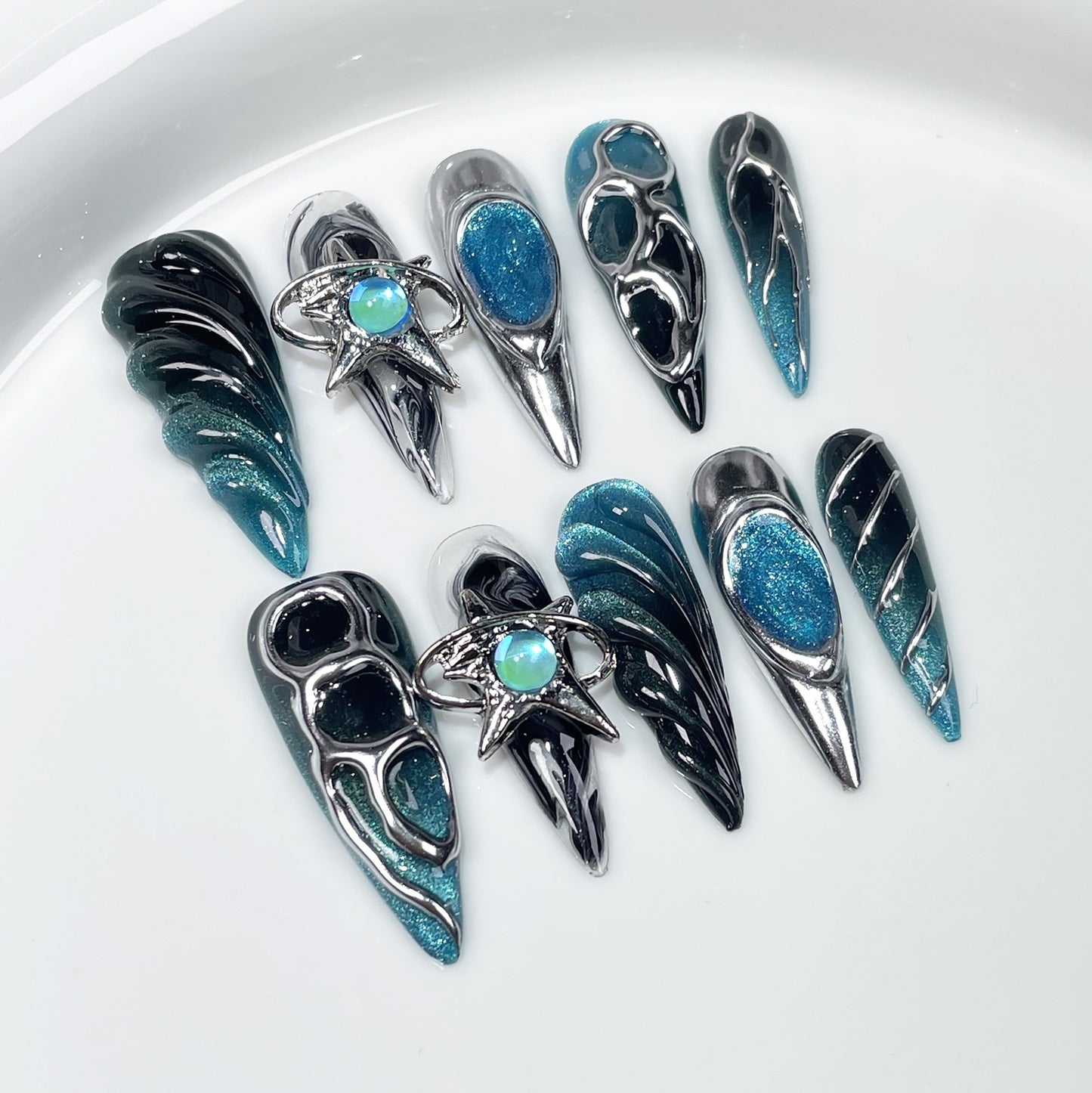 Sweet and cool spicy girl handmade wearable nail, European and American relief metal shape heavy work long pointed nail sticker wearable false nail