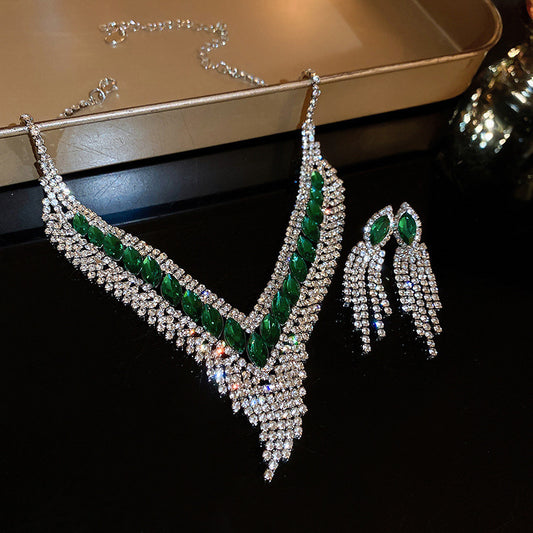JADE EON: WHERE NATURE'S MAGIC MEETS MODERN GRACE.